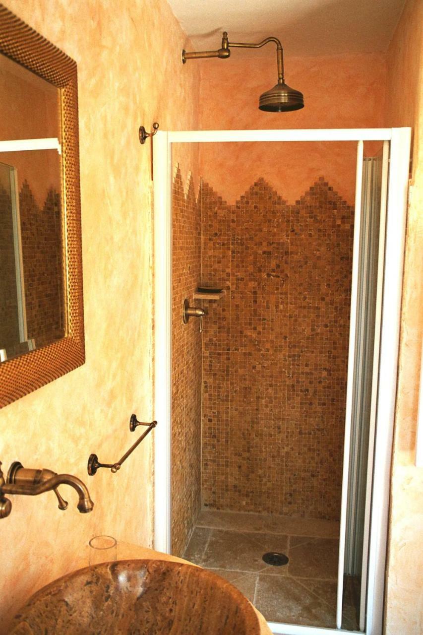 וילאנובה די אוסטוני Porta D'Oriente Suite מראה חיצוני תמונה
