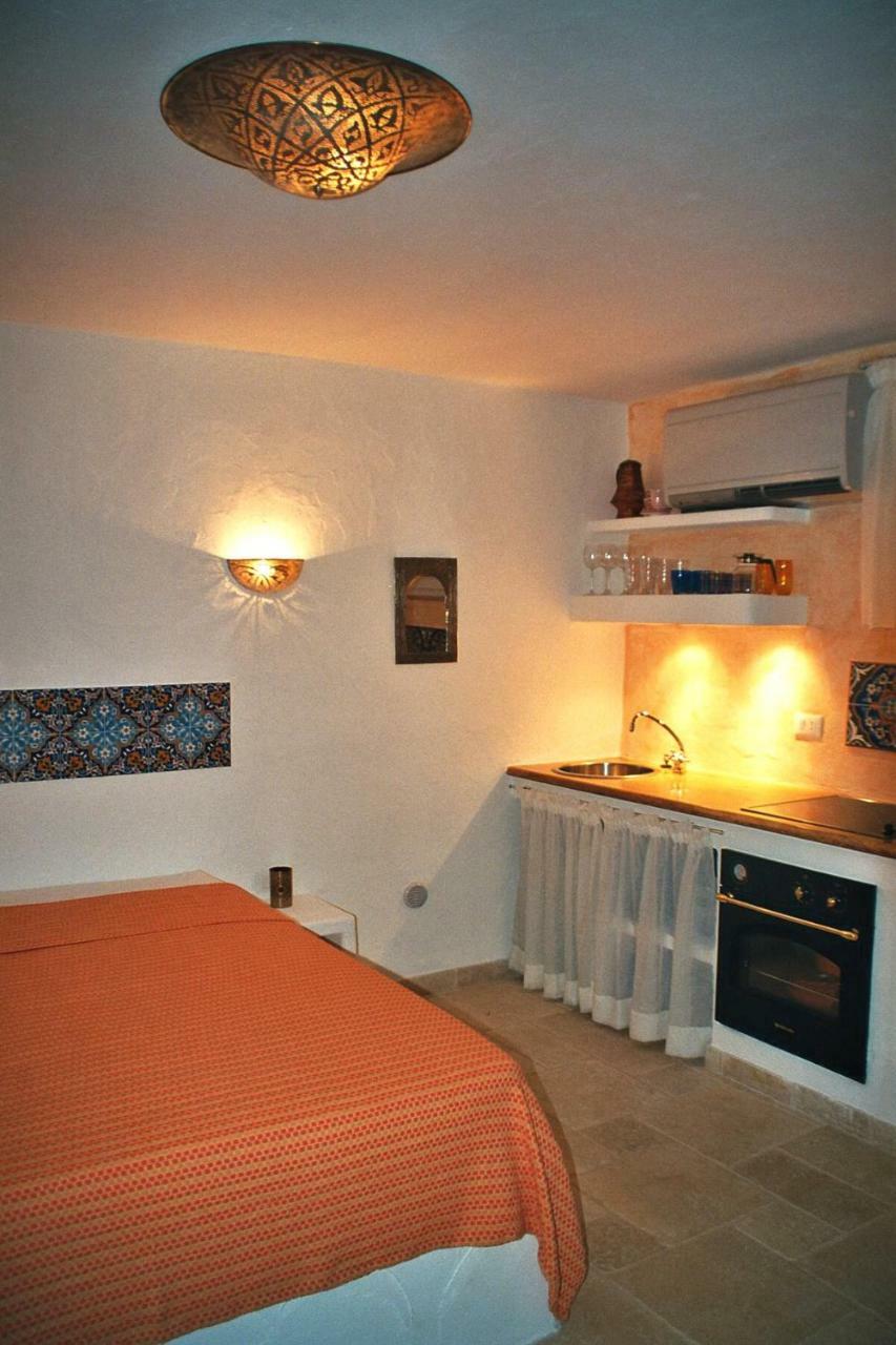 וילאנובה די אוסטוני Porta D'Oriente Suite מראה חיצוני תמונה